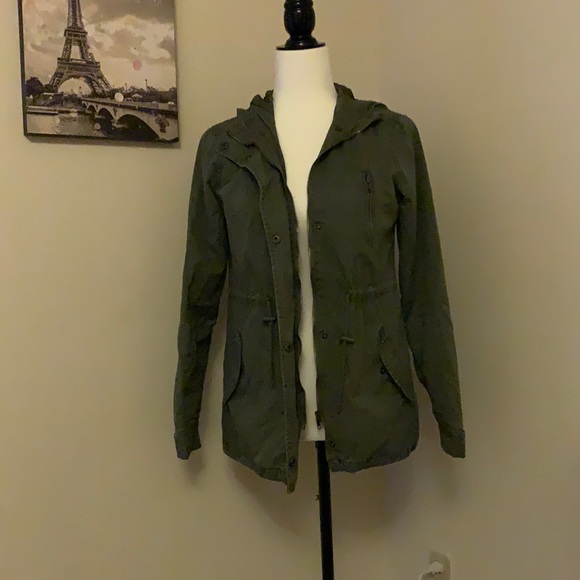 U2B | jacket - Picture 1 of 1